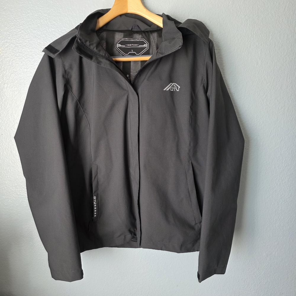 OTU Men's Lightweight Hooded Jacket L Outdoor Shell Jacket Dark Grey